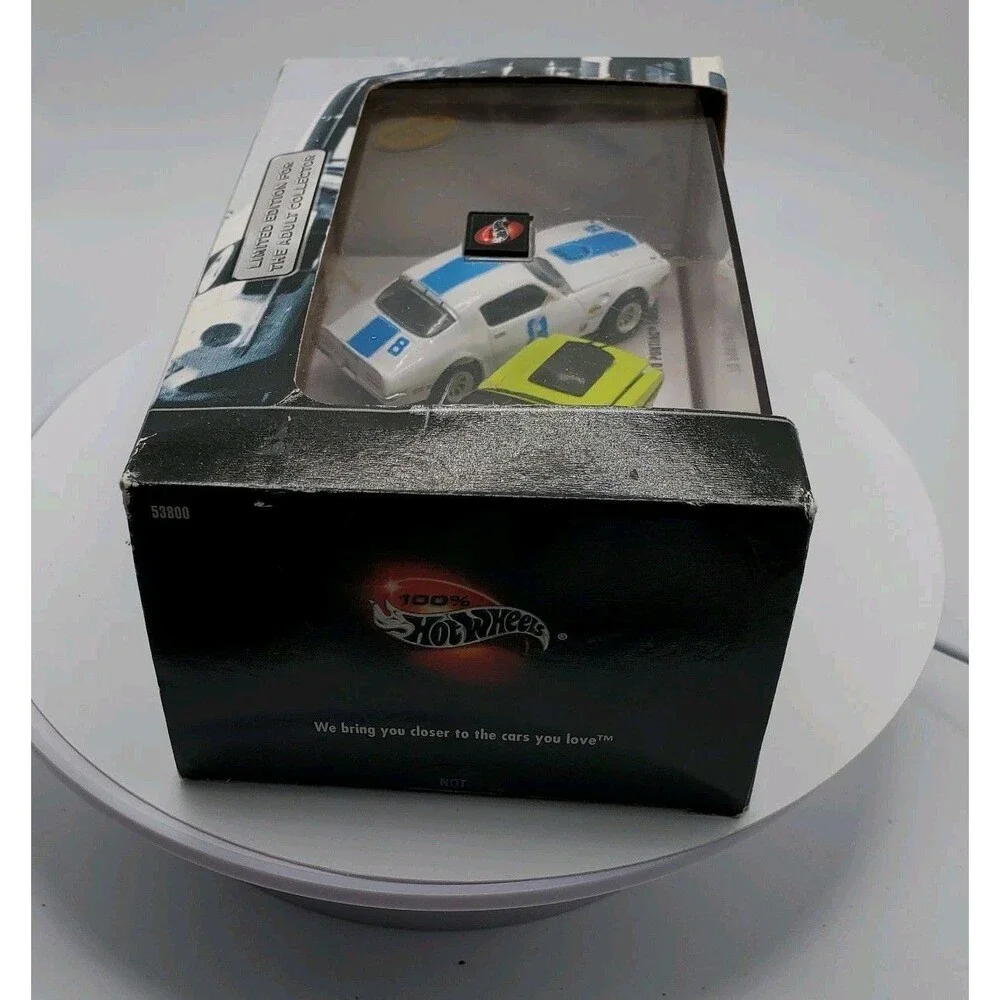 Hot Wheels 2002 100% Pony Wars Vintage Road Racing ’70 Charger & ’70 Firebird